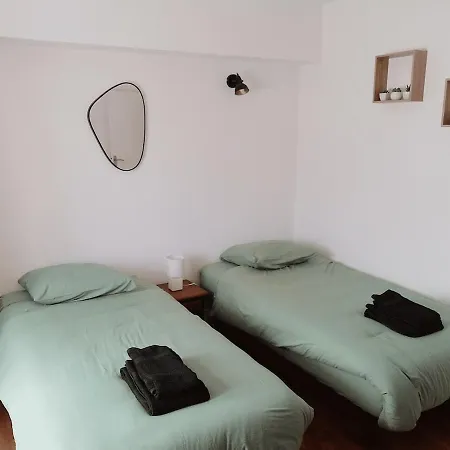 T3 Cosy Avec Grand Balcon Montsalvy