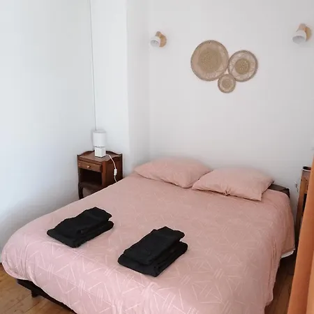T3 Cosy Avec Grand Balcon 公寓